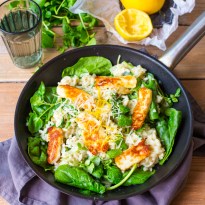 Herby lemon risotto with halloumi has a taste that will surprise you.
