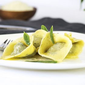 Tortelloni With Ricotta and Spinach Recipe