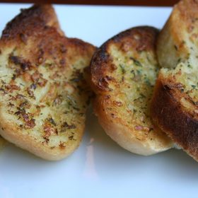 Garlic bread toasts